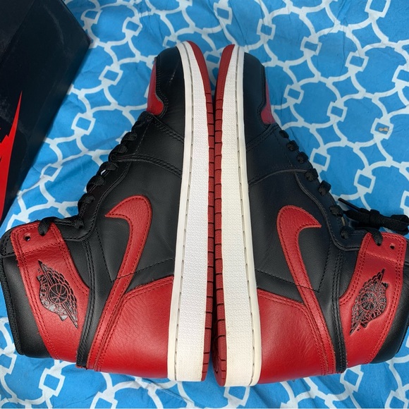 Nike Men’s size 9 Air Jordan 1 high Banned Retro OG bred black red 2016 rare vtg - Picture 10 of 12